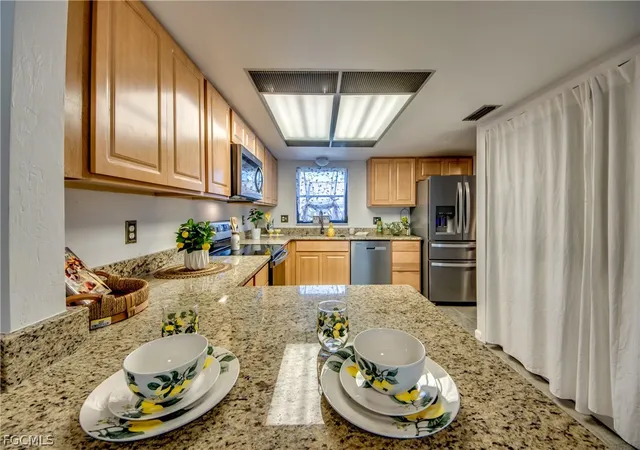 15350-moonraker-ct-304-north-fort-myers-fl-33917/hzid_c2f4aa9c