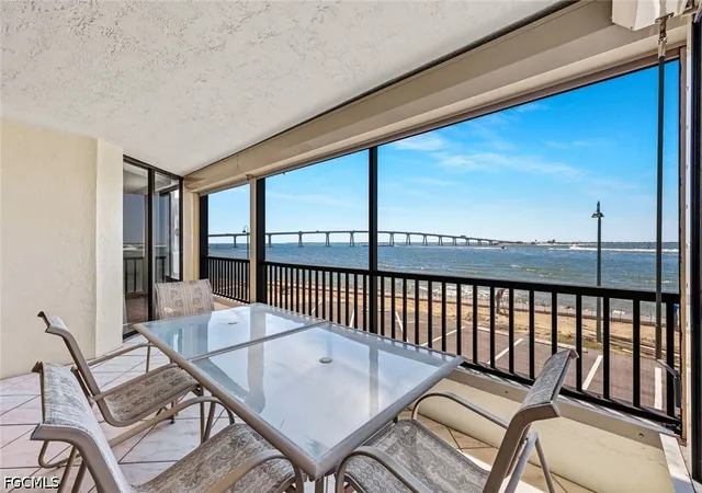 15011-punta-rassa-rd-103-fort-myers-fl-33908/hzid_315d0ad0