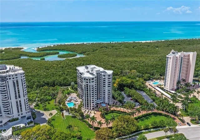 6075-pelican-bay-blvd-201-naples-fl-34108/hzid_e7fab7fa