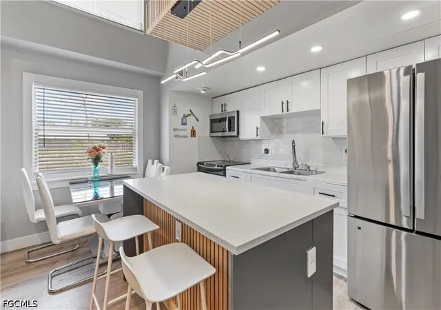 5529-5531-10th-avenue-fort-myers-fl-33907/hzid_6905b9ae
