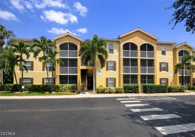 4122-residence-dr-117-fort-myers-fl-33901/hzid_c8c50ca0
