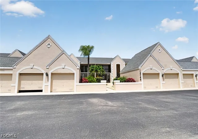 12130-kelly-greens-blvd-104-fort-myers-fl-33908/hzid_097f8011
