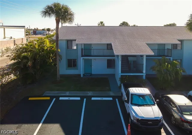 4903-vincennes-st-110-cape-coral-fl-33904/hzid_5485730d