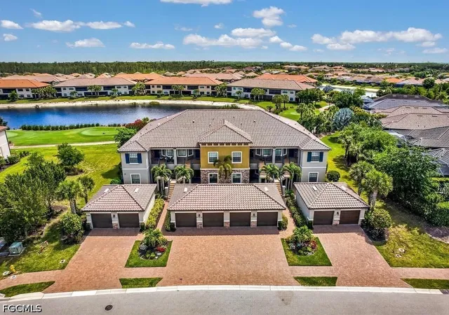 9366-pocida-ct-103-naples-fl-34119/hzid_84f424ae