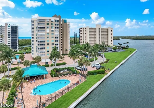21-bluebill-ave-b905-naples-fl-34108/hzid_8bf1b654