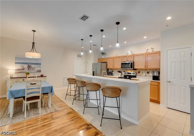 11741-pasetto-ln-206-fort-myers-fl-33908/hzid_f094df3e
