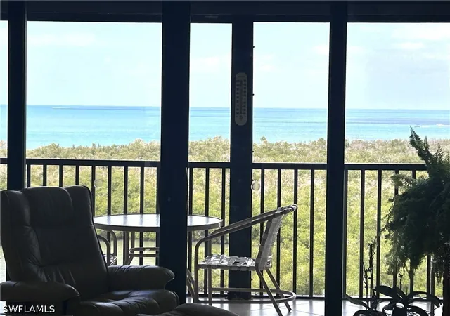 17-bluebill-ave-803-naples-fl-34108/hzid_c3050c2e