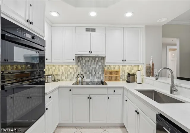2738-tiburon-blvd-e-b104-naples-fl-34109/hzid_c0f86831