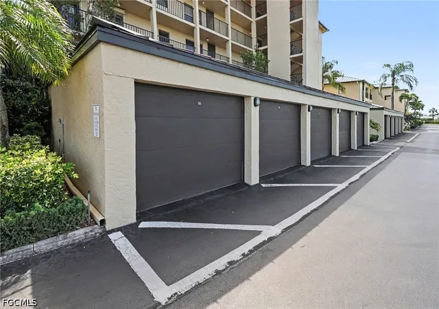 4703-se-17th-place-205-cape-coral-fl-33904/hzid_2bb17110