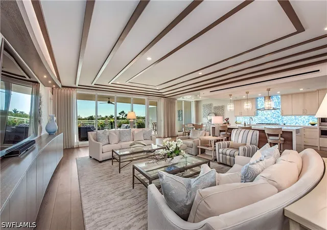 13915-old-coast-rd-302-naples-fl-34110/hzid_63908637