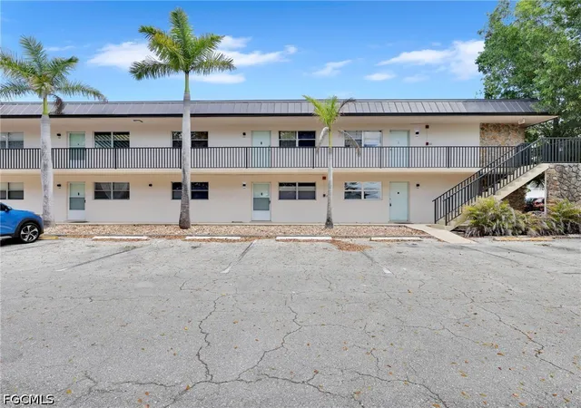 1560-colonial-blvd-235-fort-myers-fl-33907/hzid_f6143a8a