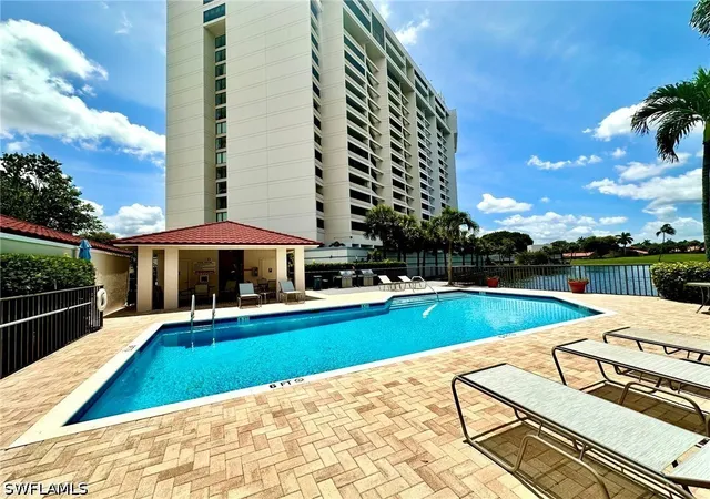 9435-sunset-harbor-ln-211-fort-myers-fl-33919/hzid_2adb5fdf