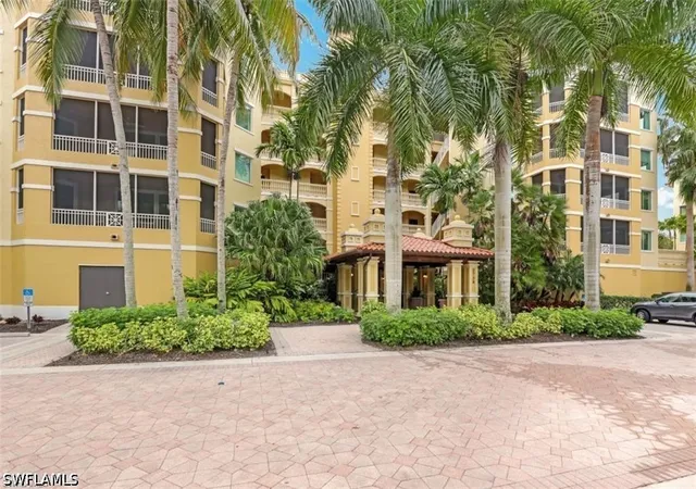 2738-tiburon-blvd-e-b301-naples-fl-34109/hzid_db8c8de6