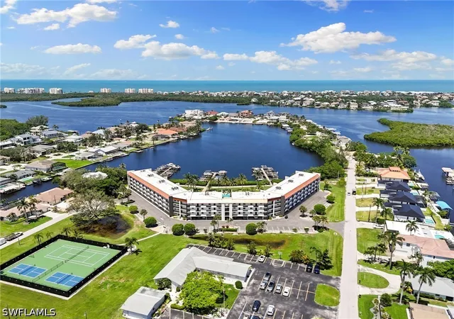 226-3rd-street-303-bonita-springs-fl-34134/hzid_7605230c
