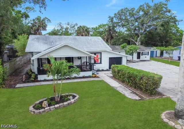1840-lafayette-st-fort-myers-fl-33901/hzid_e38b4e71