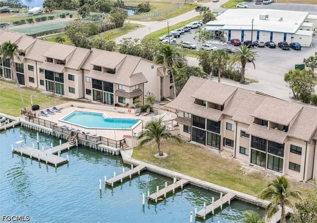 898-buttonwood-dr-105-fort-myers-beach-fl-33931/hzid_952134cd