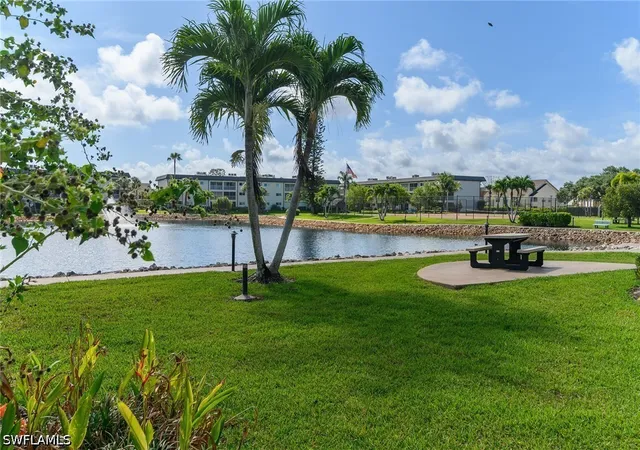 1000-manatee-rd-a105-naples-fl-34114/hzid_1c61da2f