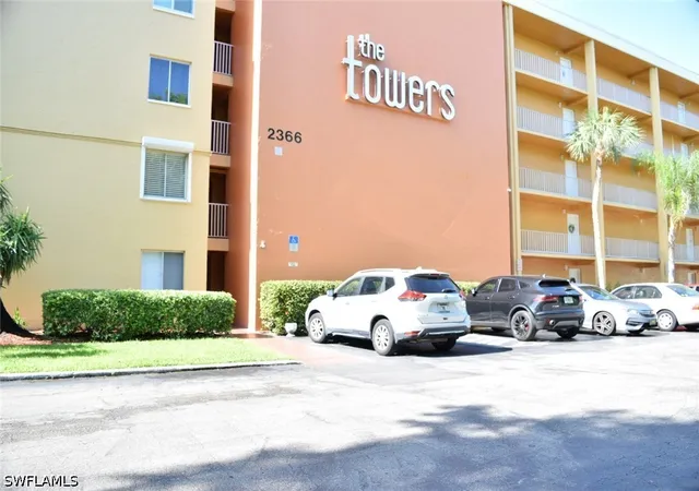 2366-e-mall-dr-211-fort-myers-fl-33901/hzid_1af11001