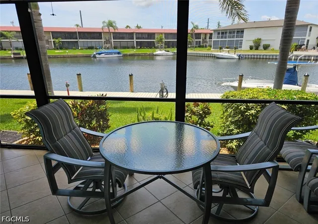 4722-se-1st-pl-5-cape-coral-fl-33904/hzid_1d95088c