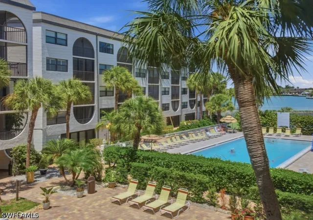 1023-anglers-cvs-e304-marco-island-fl-34145/hzid_702746b3