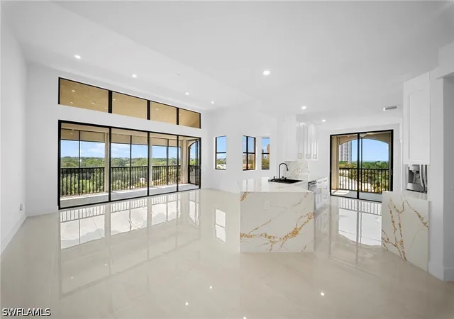 7008-pelican-bay-blvd-h501-naples-fl-34108/hzid_4a11579b