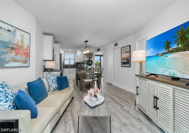 1011-anglers-cvs-h403-marco-island-fl-34145/hzid_7fdcd5fe