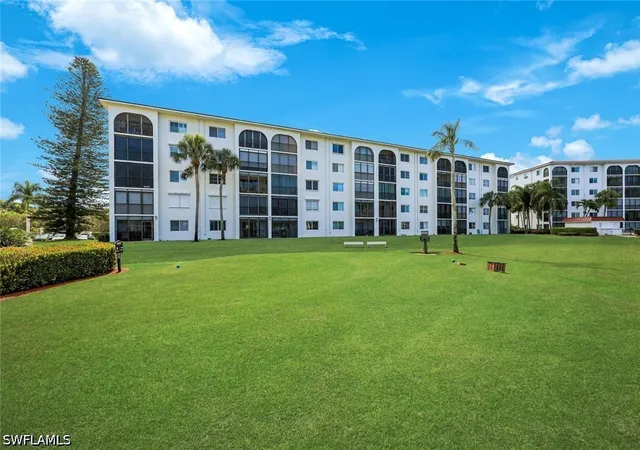 29-high-point-cir-e-107-naples-fl-34103/hzid_13c3893b