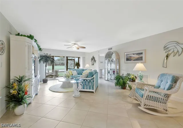 1520-imperial-golf-course-blvd-214-naples-fl-34110/hzid_3762f5b4