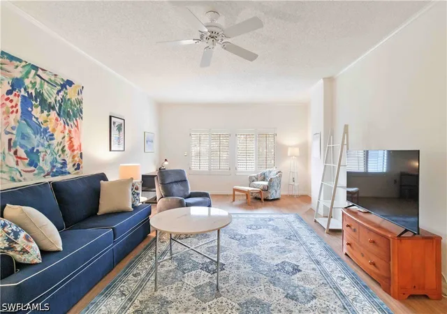 201-arbor-lake-dr-205-naples-fl-34110/hzid_eb3ee421