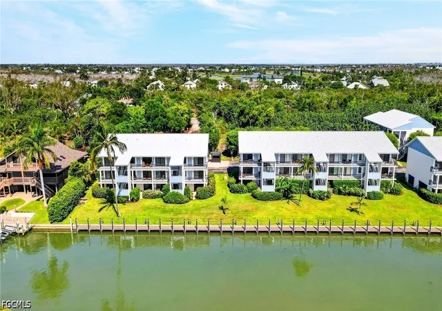 1250-tennisplace-ct-e22-sanibel-fl-33957/hzid_bacd35f2