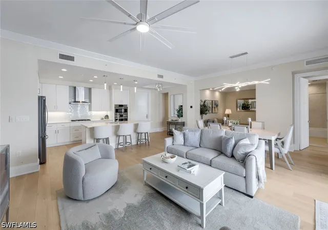 1135-3rd-avenue-s-518-naples-fl-34102/hzid_b27c5d81