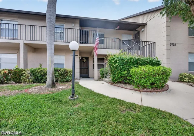 5725-foxlake-dr-5-north-fort-myers-fl-33917/hzid_200ef19b
