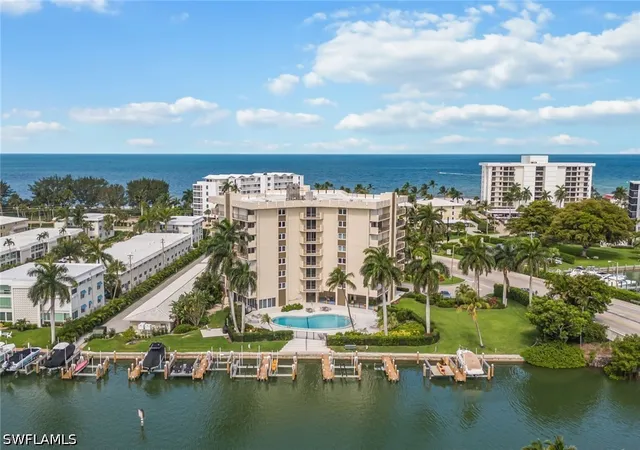 2150-gulf-shore-blvd-n-411-naples-fl-34102/hzid_60c90d8e