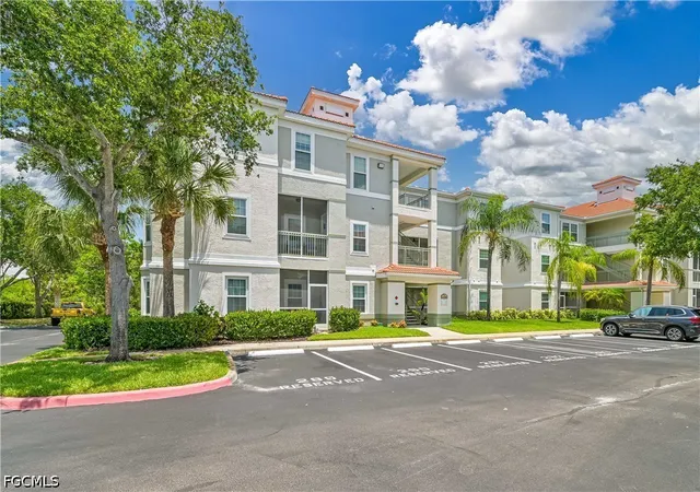 23580-walden-center-dr-305-estero-fl-34134/hzid_d16044e7
