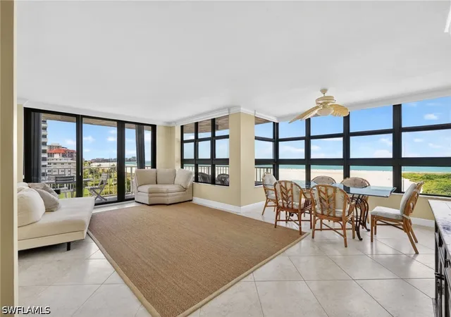320-seaview-ct-711-marco-island-fl-34145/hzid_6707d7b8