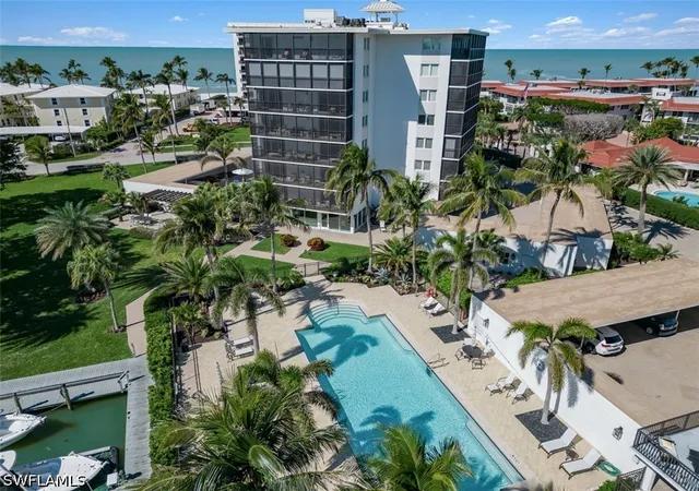 2170-gulf-shore-blvd-n-24w-naples-fl-34102/hzid_05146fc4