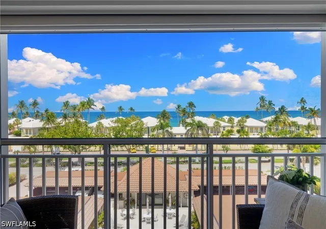 2600-gulf-shore-blvd-n-54-naples-fl-34103/hzid_1b183fcf