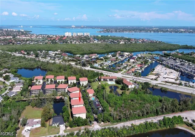10021-lake-cvs-dr-101-fort-myers-fl-33908/hzid_6bebd600