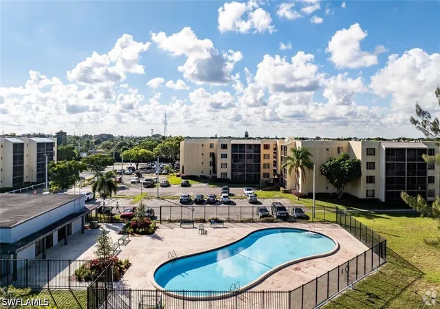 2831-somerset-dr-e-109-lauderdale-lakes-fl-33311/hzid_5e468c20