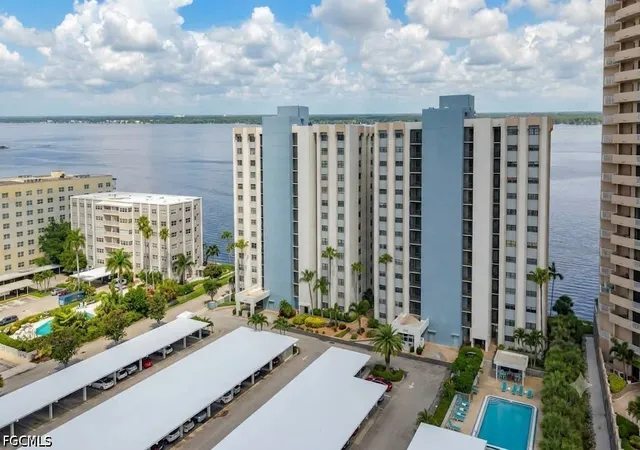 1901-clifford-st-1003-fort-myers-fl-33901/hzid_bd28dcd2