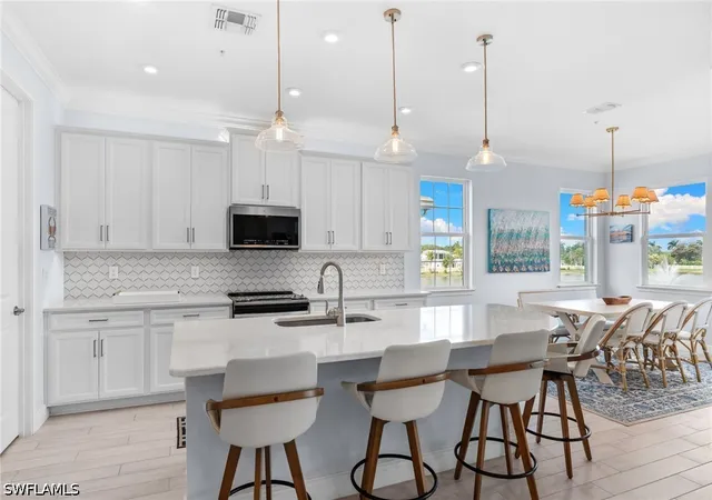 4620-arboretum-cir-201-naples-fl-34112/hzid_d401c80e
