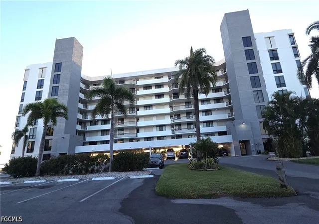 4253-bay-beach-ln-c6-fort-myers-beach-fl-33931/hzid_11aea849
