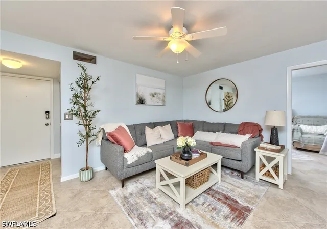3655-boca-ciega-dr-111-naples-fl-34112/hzid_166887e3