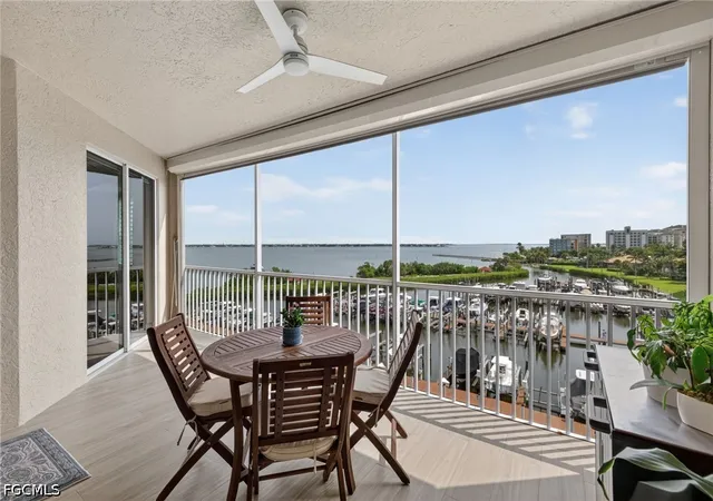 15210-portside-dr-402-fort-myers-fl-33908/hzid_d4048c28