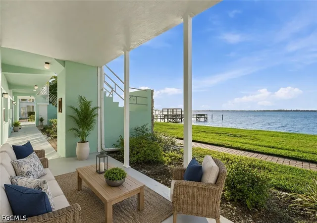 3225-e-riverside-dr-31c-fort-myers-fl-33916/hzid_5c5921ea