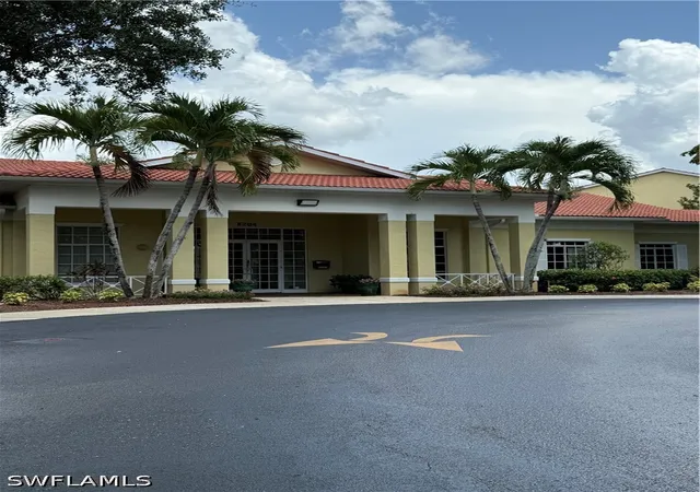 8275-key-royal-cir-1132-naples-fl-34119/hzid_2e2ac3f5