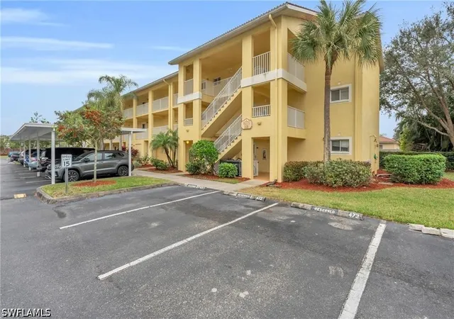 8271-key-royal-cir-932-naples-fl-34119/hzid_dd0fbee5