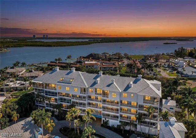 160-palm-st-5-marco-island-fl-34145/hzid_c8727435