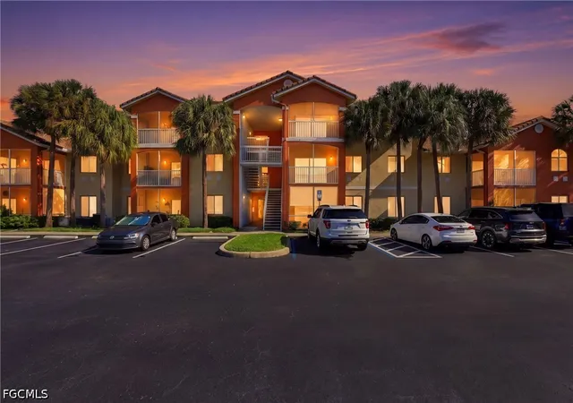 6321-aragon-way-306-fort-myers-fl-33966/hzid_5ac65ed5