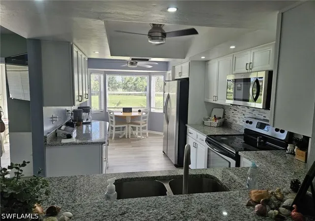 7360-glenmoor-ln-4207-naples-fl-34104/hzid_dc79d6cf